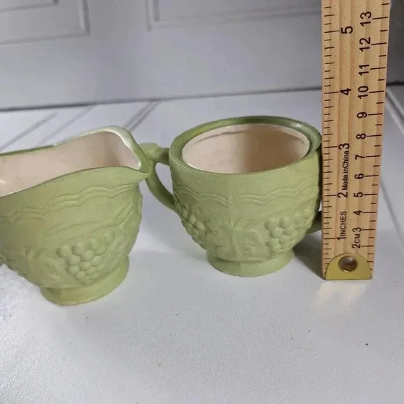 Arnels Vintage Creamer & Sugar Cup Grape Design Green Pottery - Picture 8 of 11
